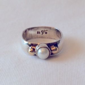 Sterling Silver & Pearl Ring